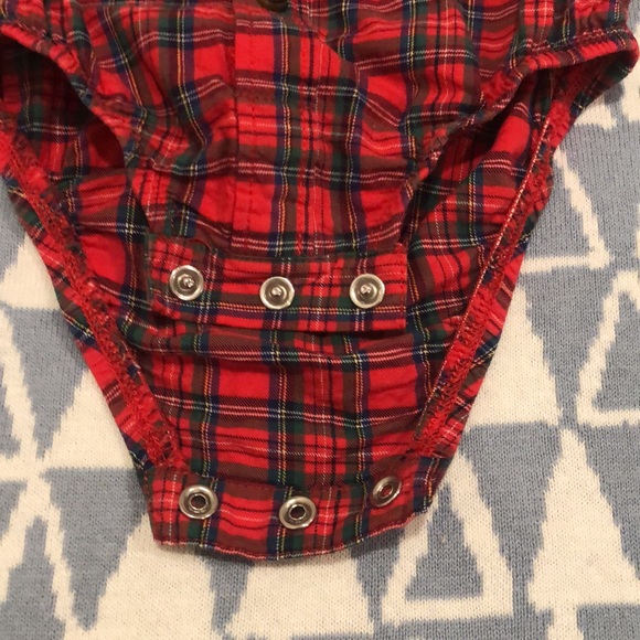 Carter’s red button down holiday Christmas shirt - Picture 5 of 5